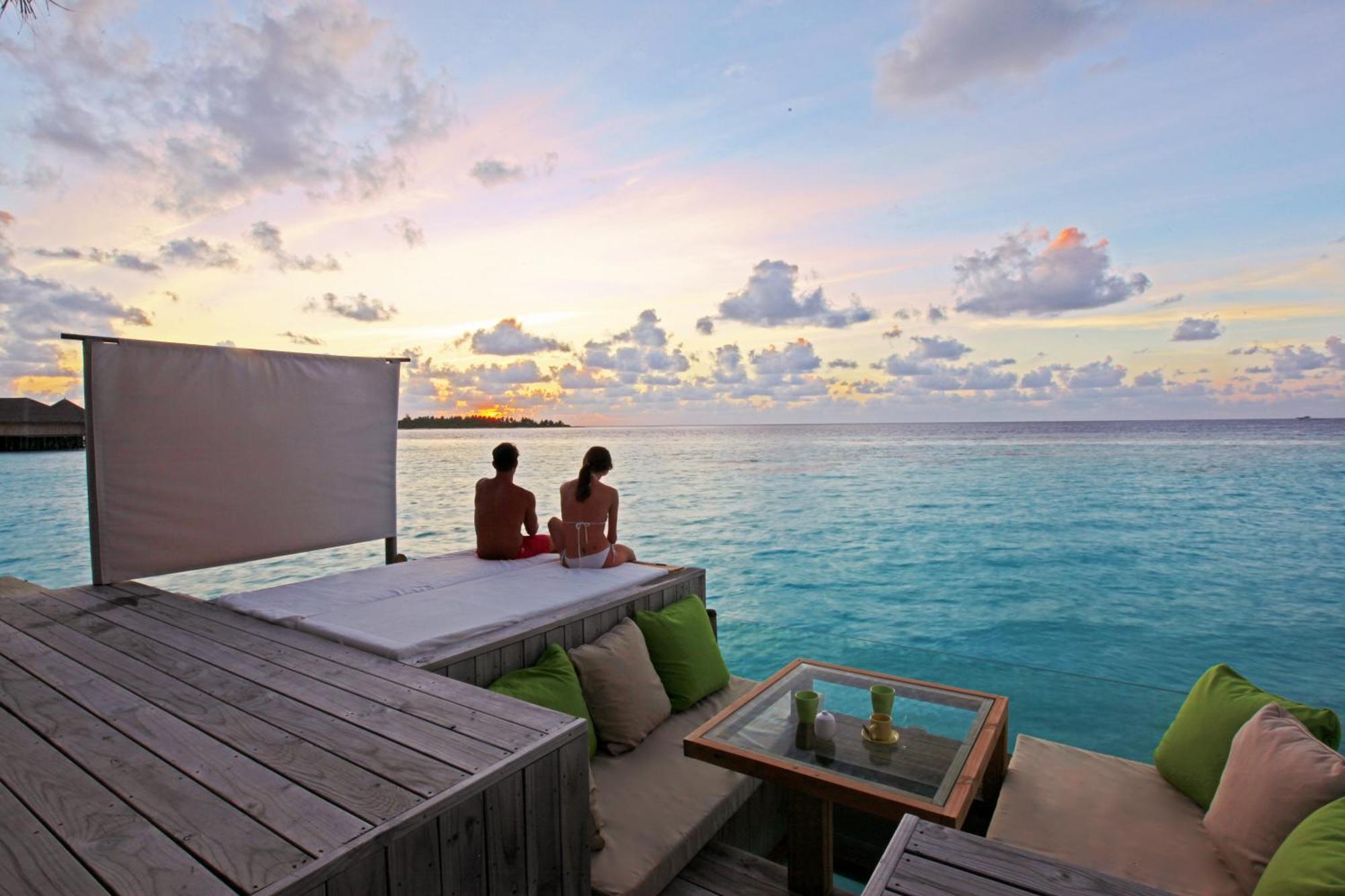Sunset Laamu Water Villa